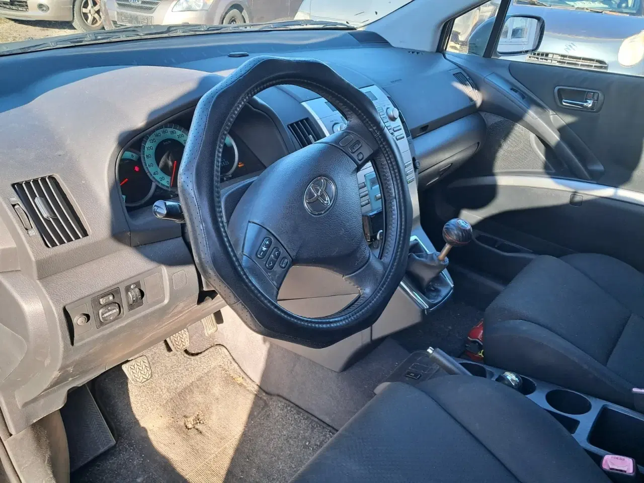 Billede 15 - Toyota Corolla Verso 2,0 D-4D Terra 7prs