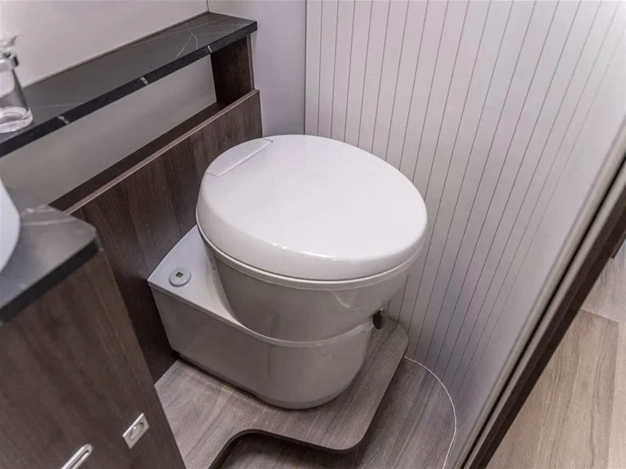 Billede 44 - 2025 - Benimar Tessoro 463 NK   Populær enkeltsengscamper