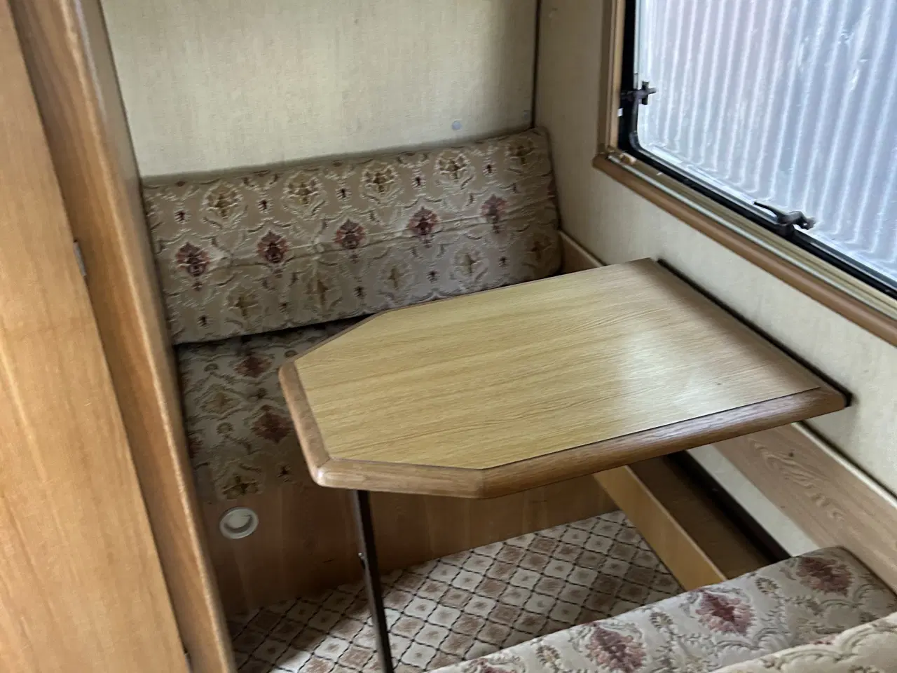 Billede 7 - Charmerende retro campingvogn – Edelweis 1987 til 