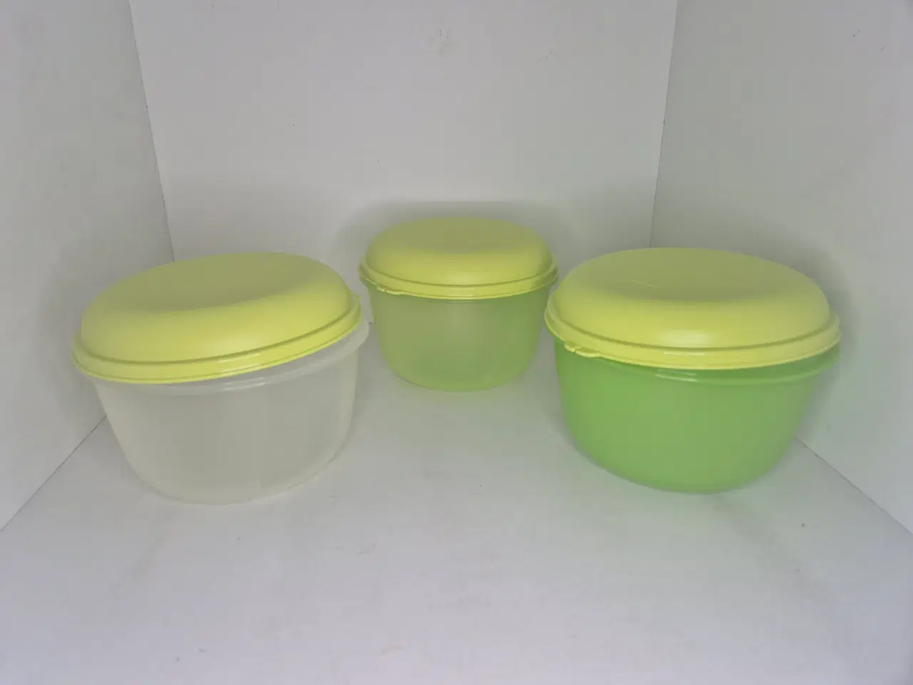 Billede 1 - Tupperware salatskåle/crispere og riste