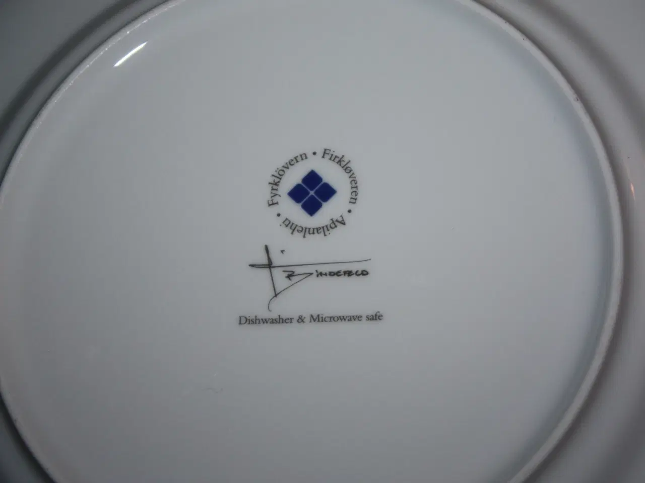 Billede 4 - Firkløveren tallerken diam. 19 cm og 26,5 cm