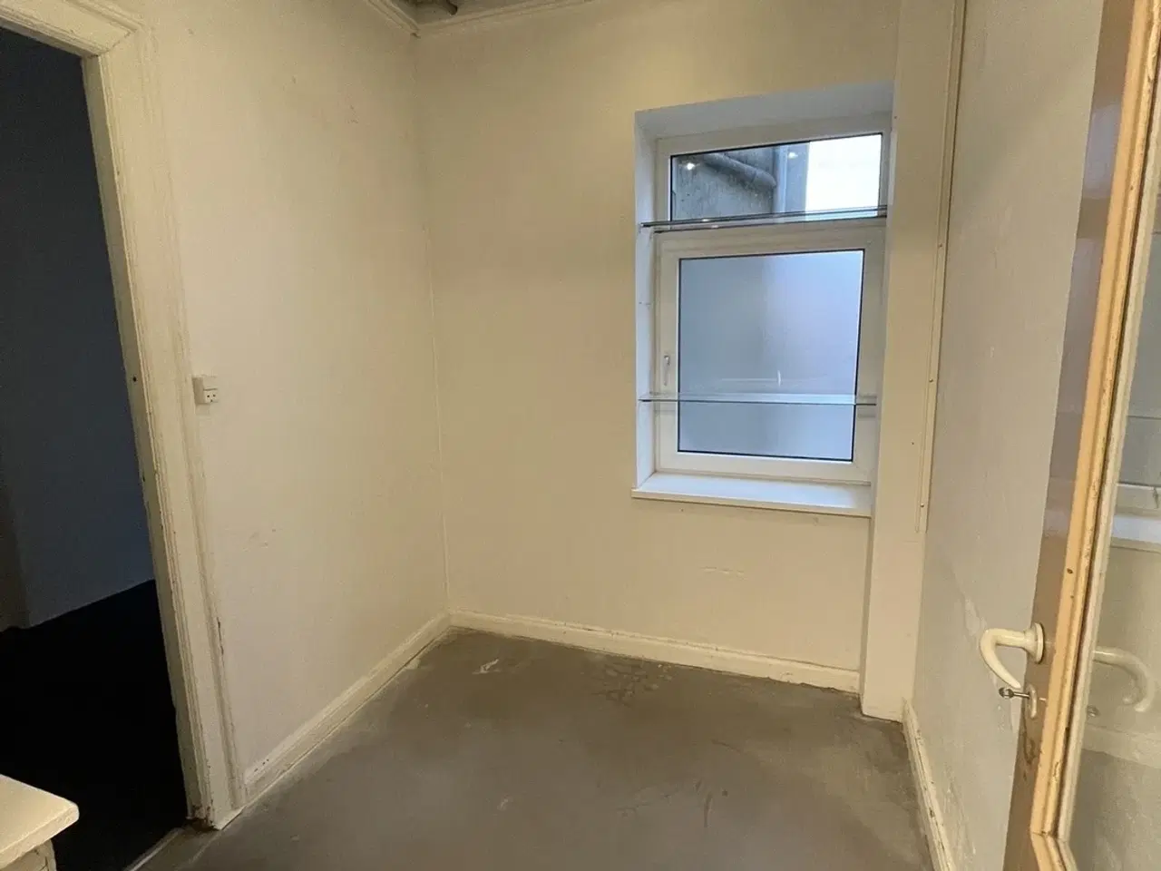 Billede 11 - Central placering i Odder