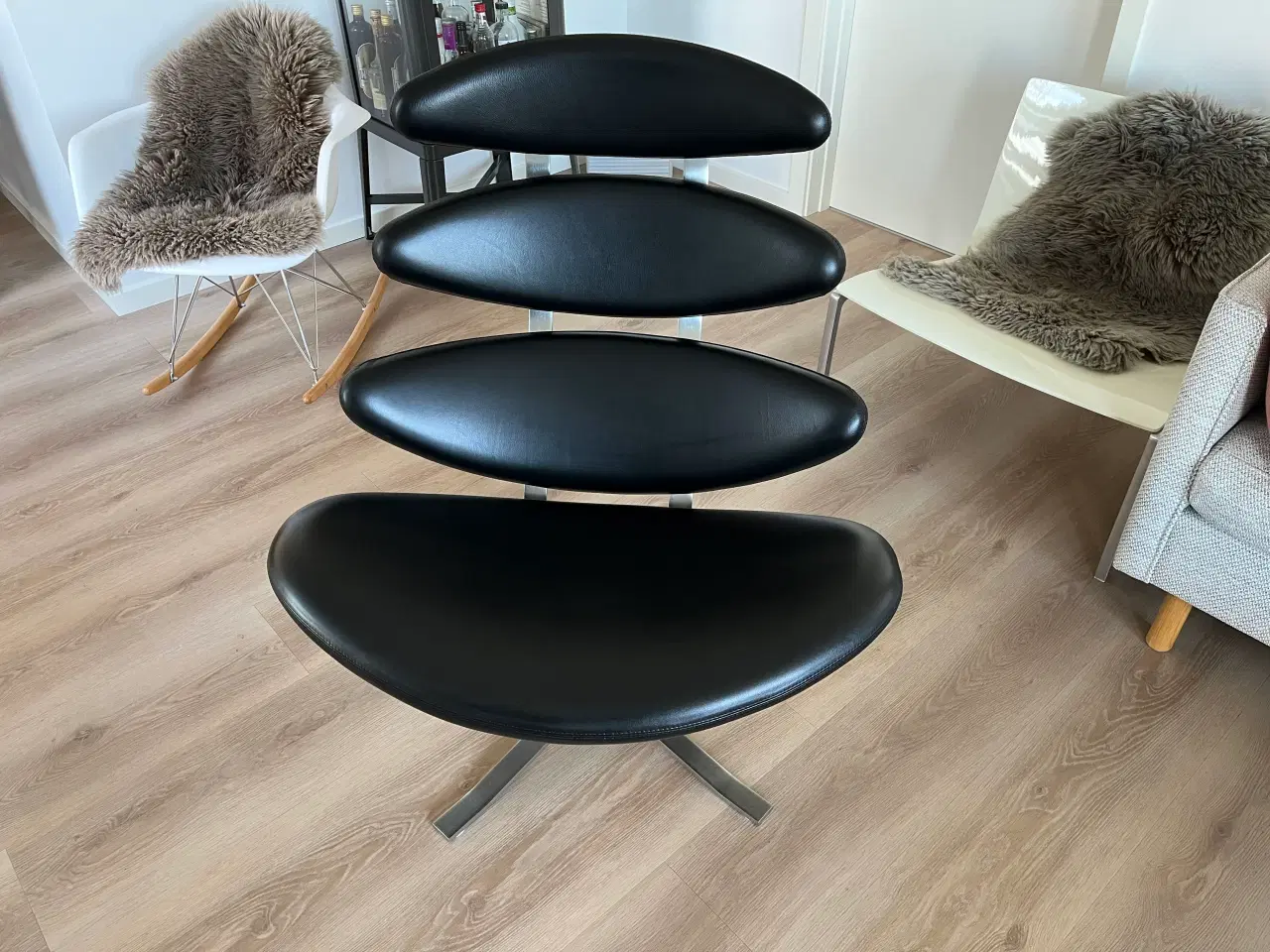 Billede 7 - Poul M. Volther Coronastol i sort omni læder.