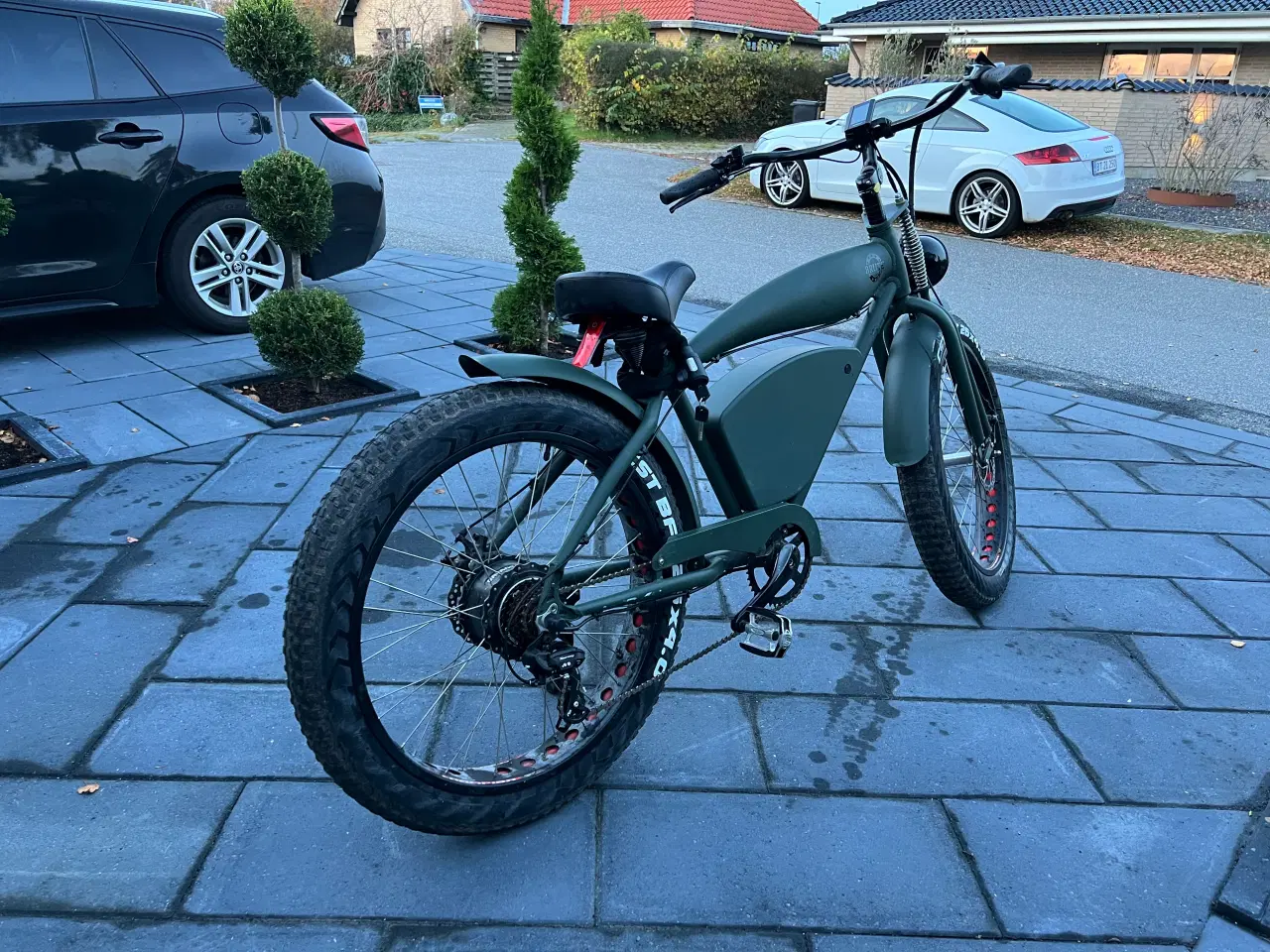 Billede 3 - Brute Fatbike – 2022 – helt nyt batteri – 7 gear –