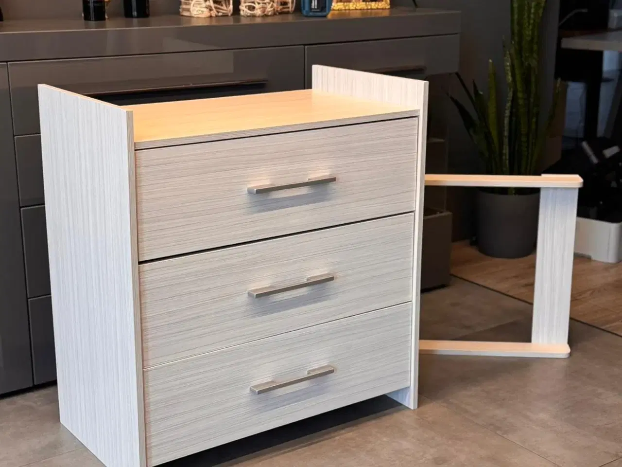 Billede 1 - Kommode med aftagelig top
