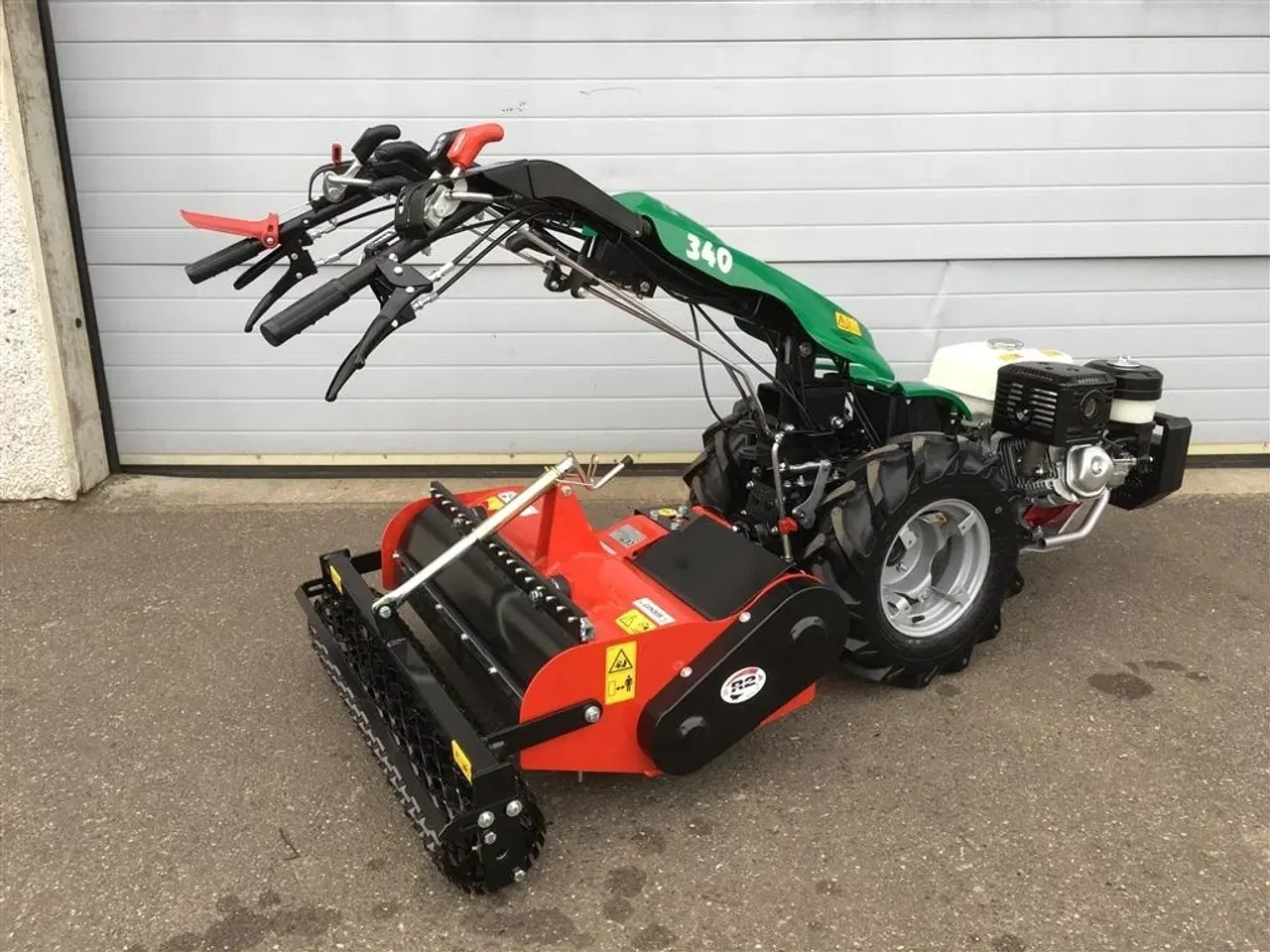 Billede 3 - Ferrari 340 benzin Tilbud med 70cm stennedlægningsfræser