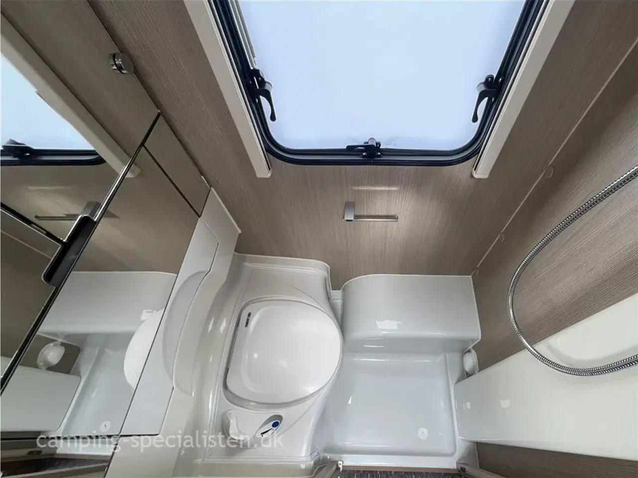Billede 9 - 2017 - Adria Adora 482 LU   2017 Adria Adora 482 LU - se den nu hos Camping-Specialisten.dk