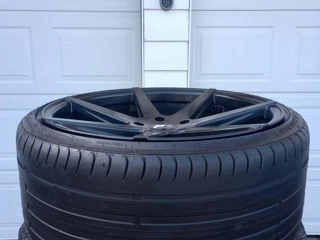 Billede 1 - BMW 20" næsten nye alufælge Tpms, Nye dæk,