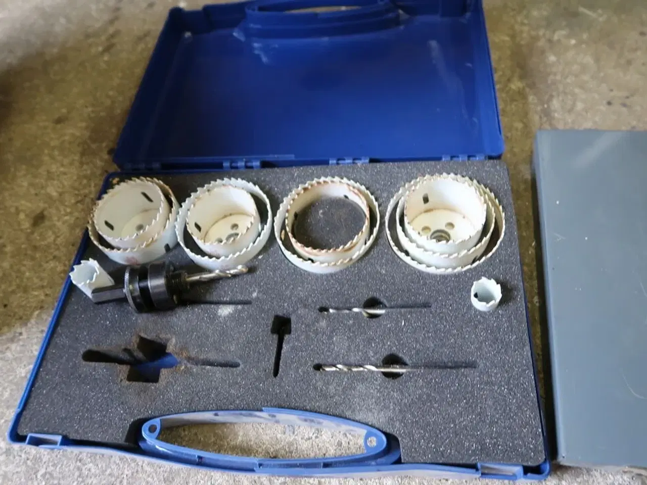 Billede 3 - Kasse med div. Bor samt kopborsæt