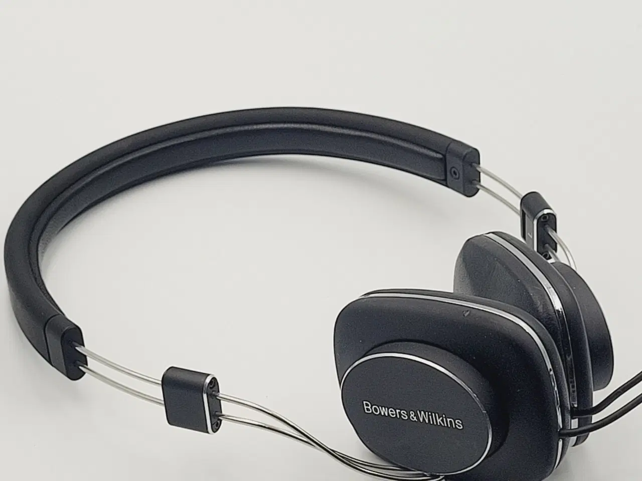 Billede 2 - ⭐️· 🎧 Bowers & Wilkins P3 On-Ear Hovedtelefoner 