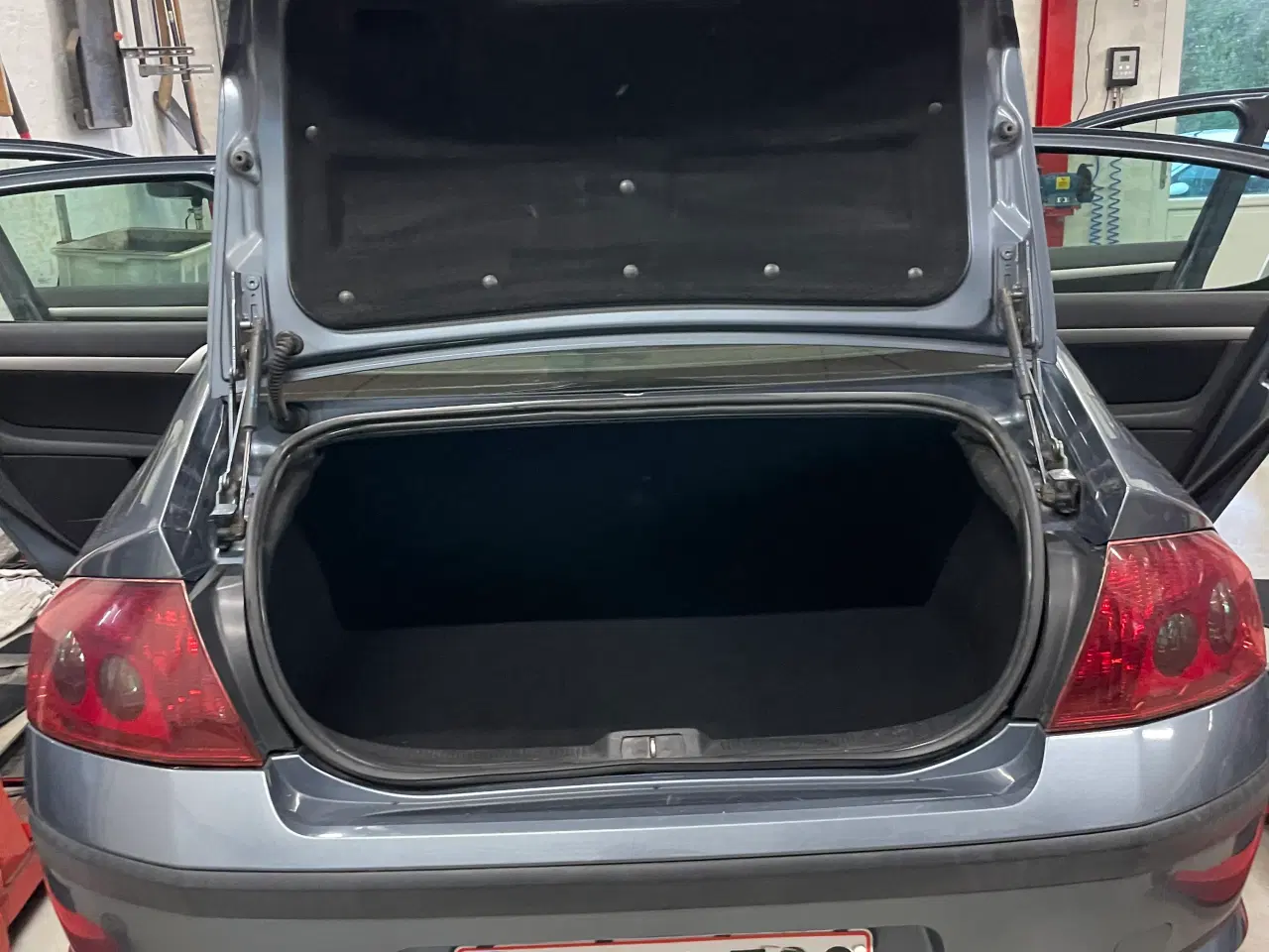 Billede 12 - Peugeot 407 1,8 4 dørs 