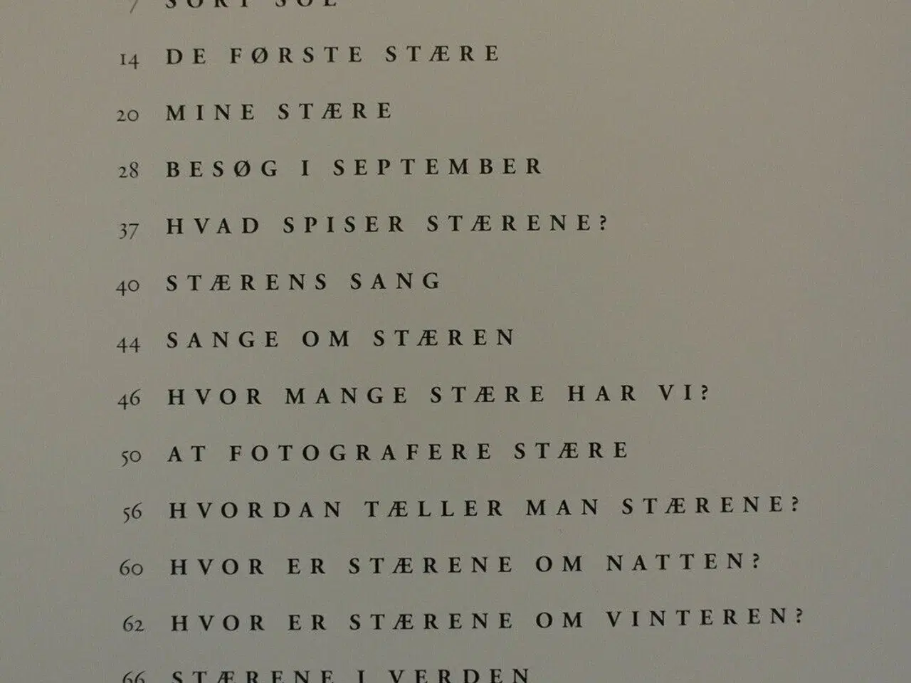 Billede 2 - sort sol, af søren ryge petersen. foto af anita og
