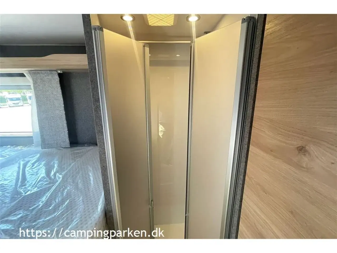 Billede 13 - 2024 - Dethleffs Just GO T7055 EB AUT.   Lækker Dethleffs autocamper med enkeltsenge, automatgear og masser af udstyr