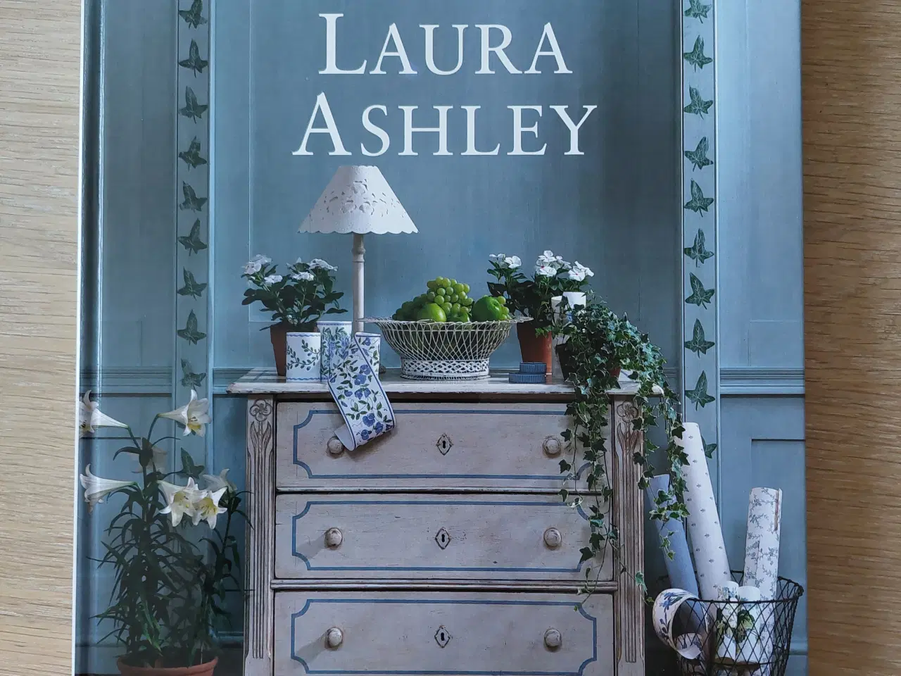 Billede 1 - Indret med Laura Ashley