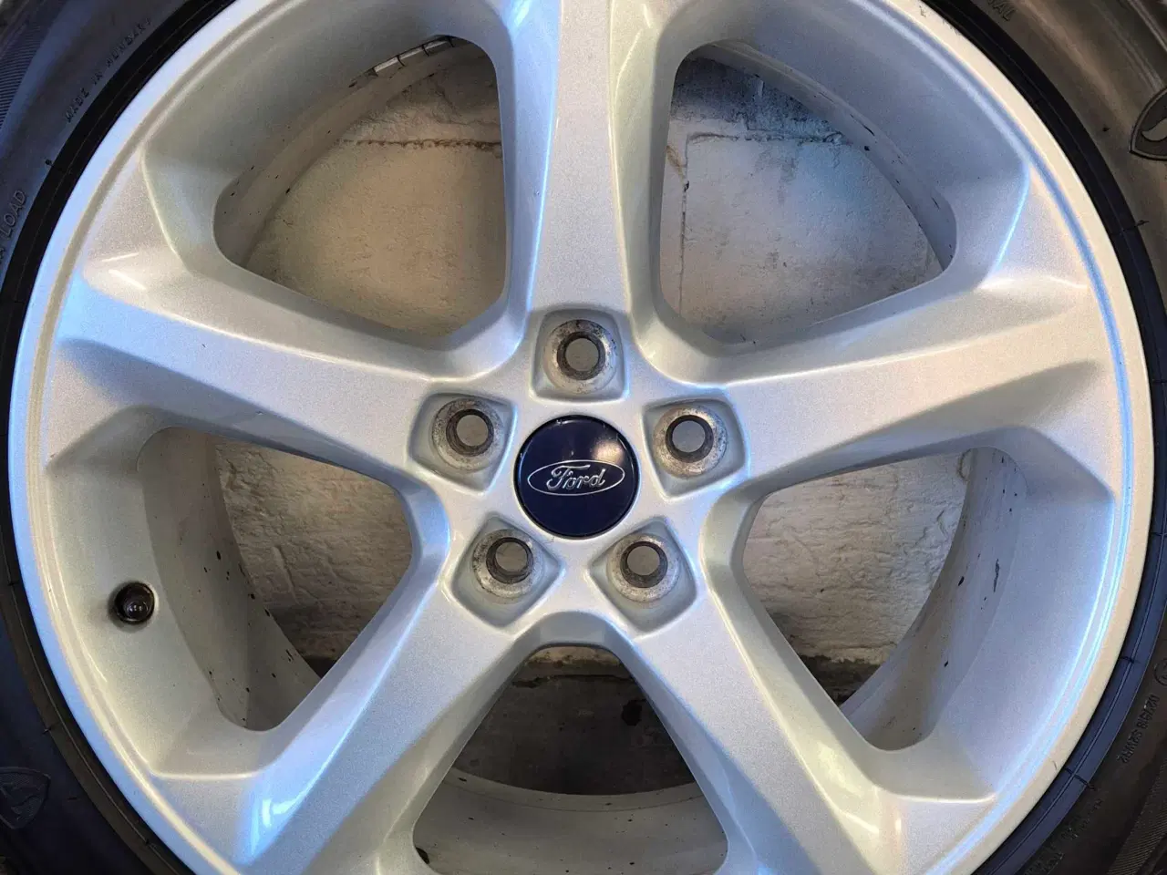 Billede 8 - FORD 18" ORIGINAL ALUFÆLGE MED SOMMERDÆK