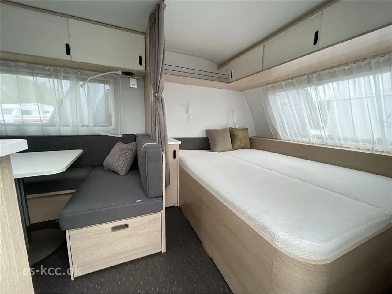 Billede 8 - 2023 - Adria Aviva 563 PT 3 køjer   Adria Aviva 563 PT årg. 2023 med 7 sovepladser, 4 siddepladser, køjevogn med 3 køjer.