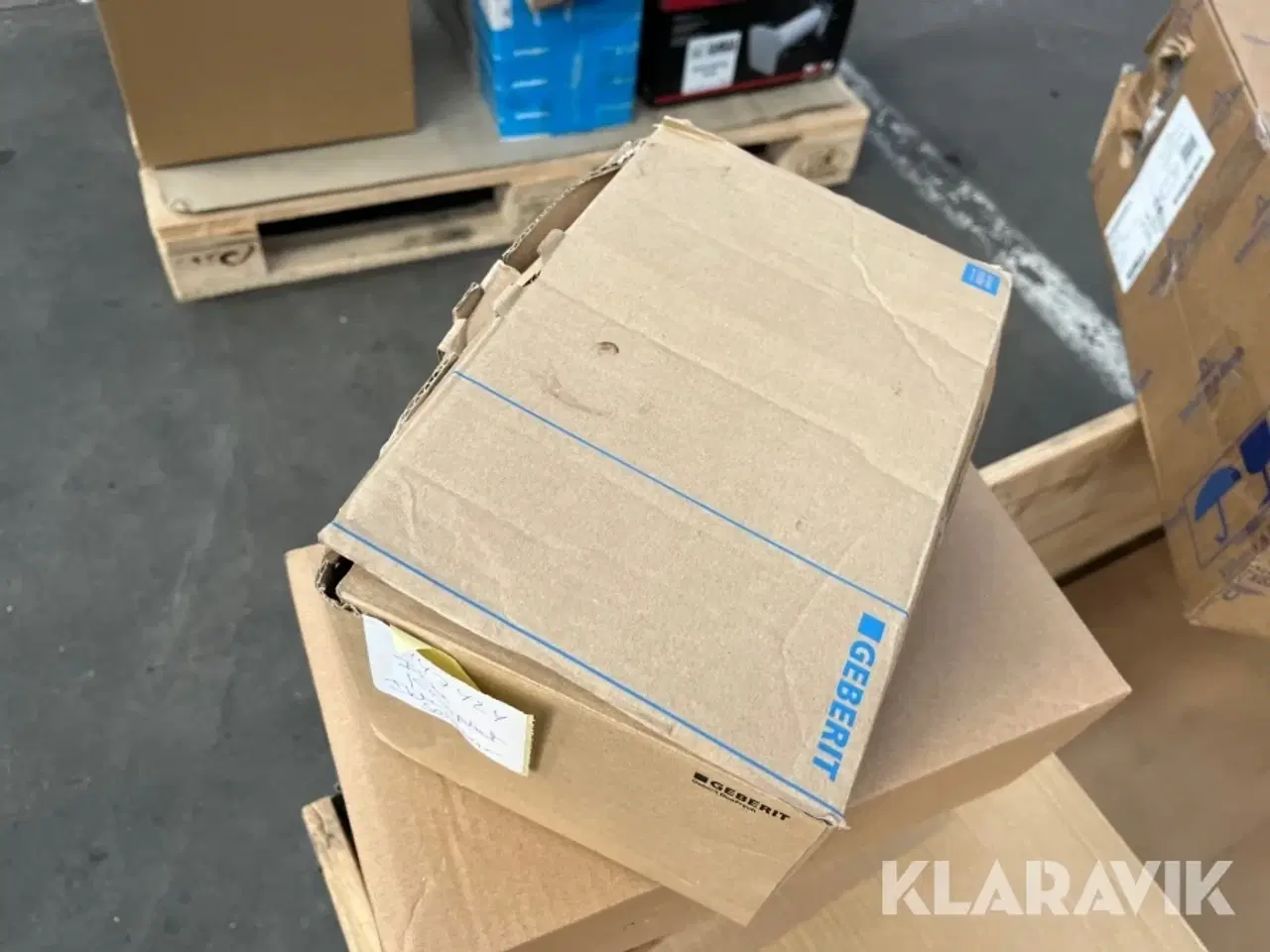 Billede 5 - Blandet lot - håndvask, ventiler, fittings og øvrigt