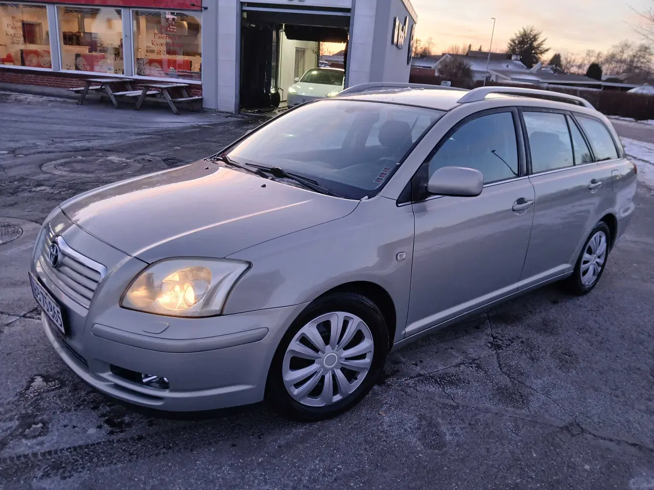 Billede 1 - Toyota Avensis 1,8  stations car