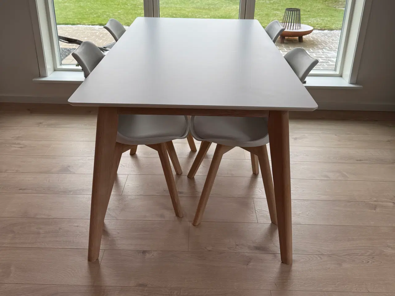 Billede 1 - Ilva Mallorca spisebord + tillægsplade + 6 stole