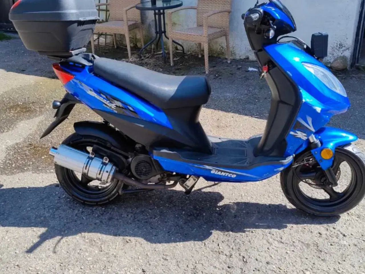 Billede 1 - Giantco Steal 30 scooter 