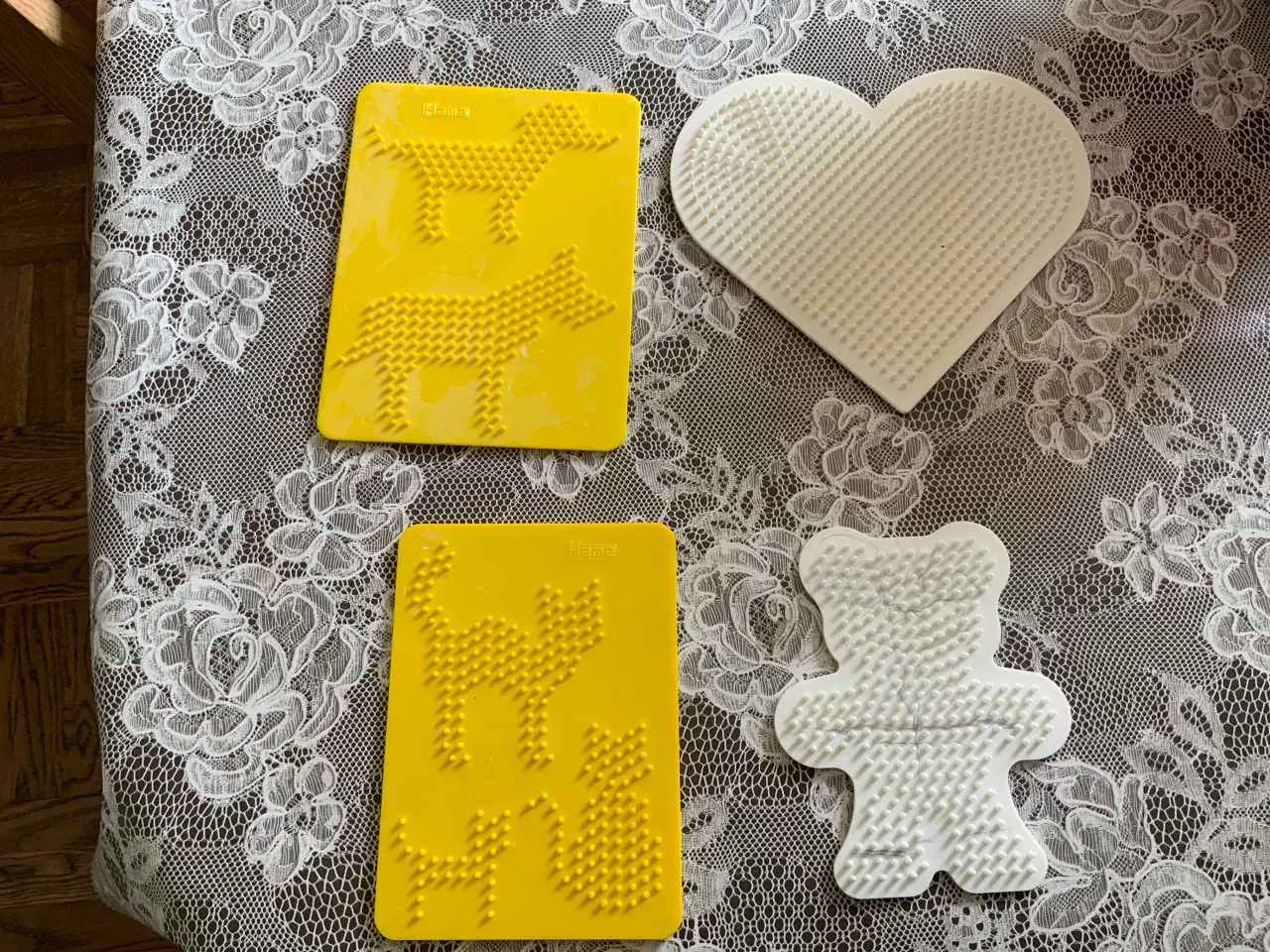 Billede 2 - 20000 PERLER OG 8 PERLE PLADER