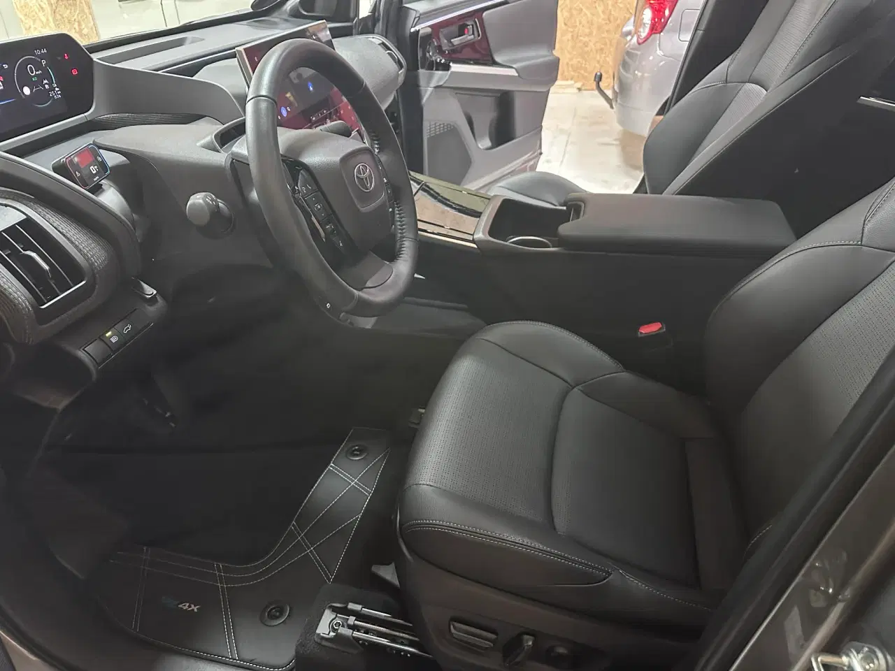 Billede 9 - 2025 Bz4x Executive Premium