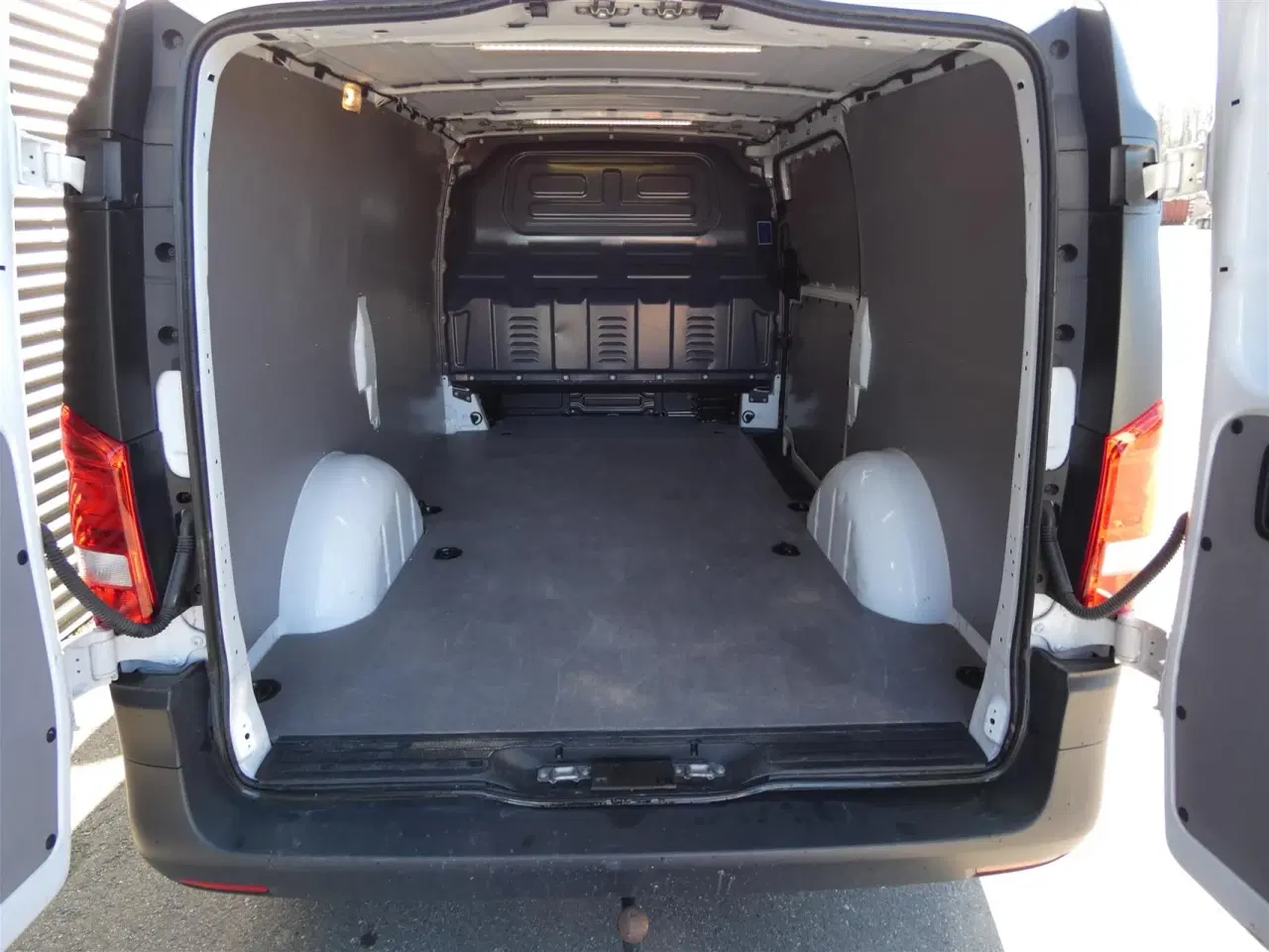Billede 8 - Mercedes-Benz Vito 114 A2 2,0 CDI RWD 9G-Tronic 136HK Van Aut.