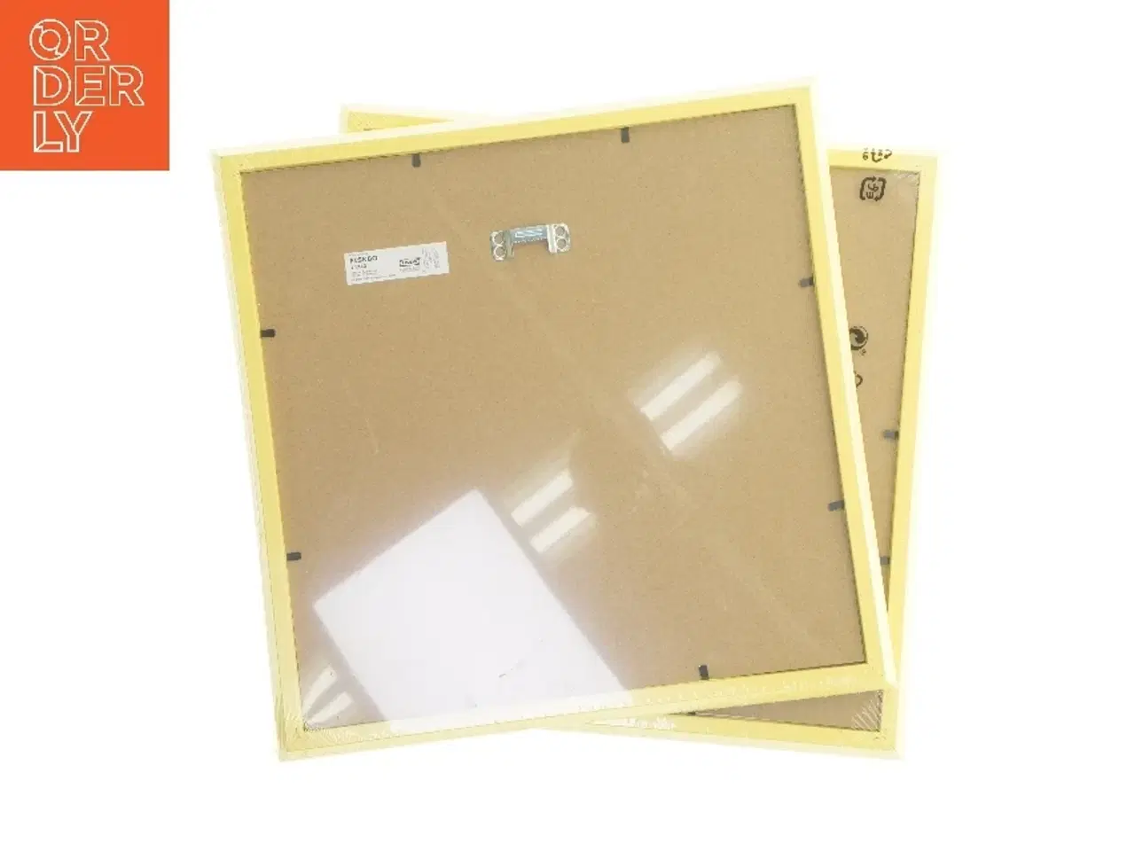 Billede 2 - Gule Fiskbo billedrammer, 2 stk fra IKEA (str. 2 stk 30x30 cm)