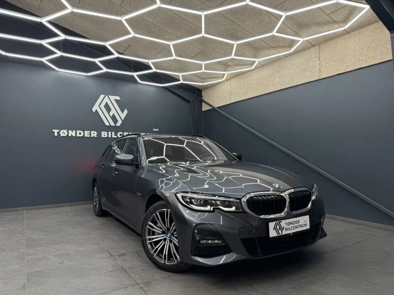 Billede 1 - BMW 330e 2,0 Touring M-Sport aut.