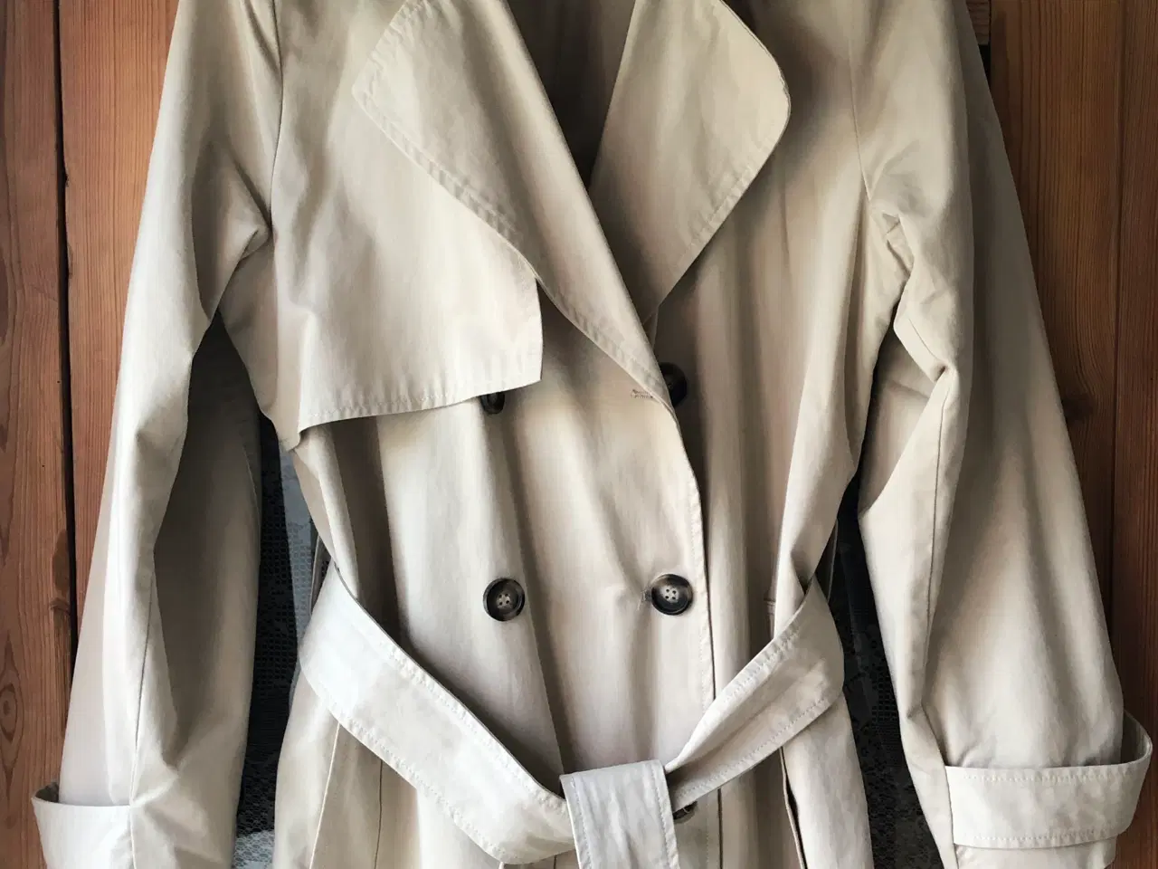 Billede 3 - Fed trenchcoat fra Moves
