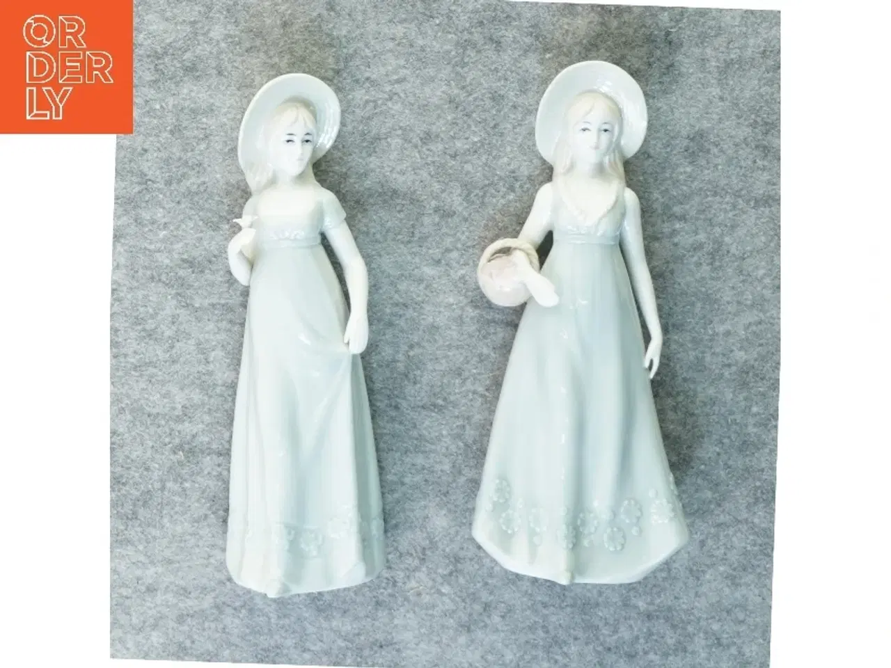 Billede 1 - Figurer (2 stk) (str. 22 x 10 cm)