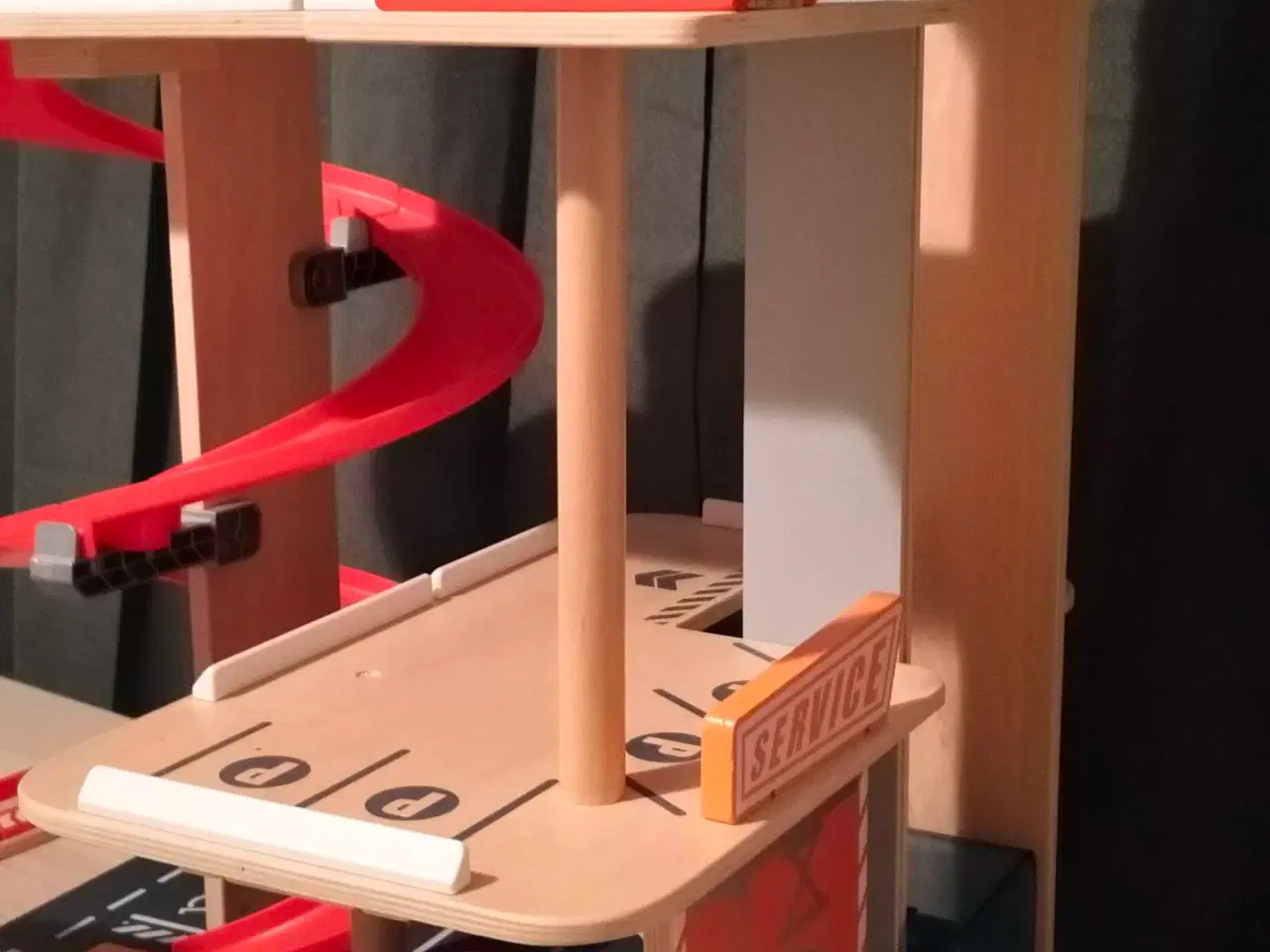 Billede 5 - Hape E3019 Gearhead stunt garage