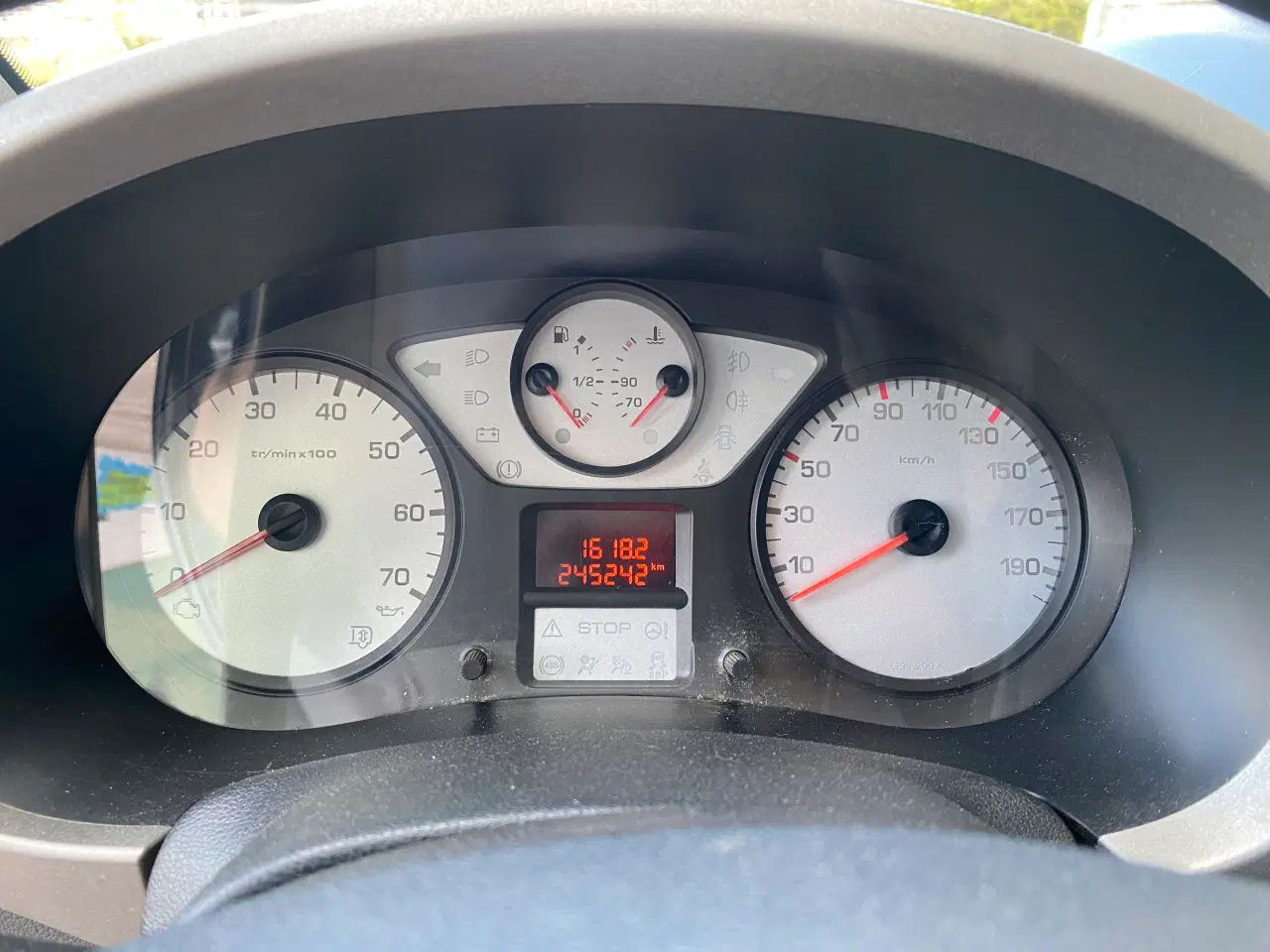 Billede 18 - Peugeot Partner Tepee 1.6 HDi – 2010 – Nysynet og 