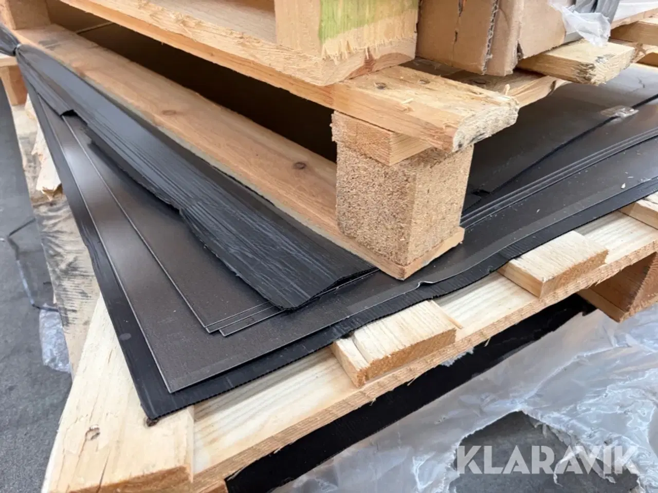 Billede 8 - Radiatorer og plader