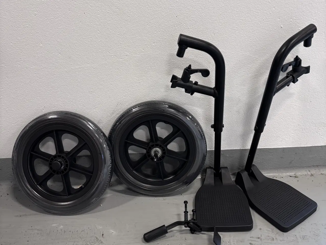 Billede 2 - KØRESTOL 2-I-1 DALLAS