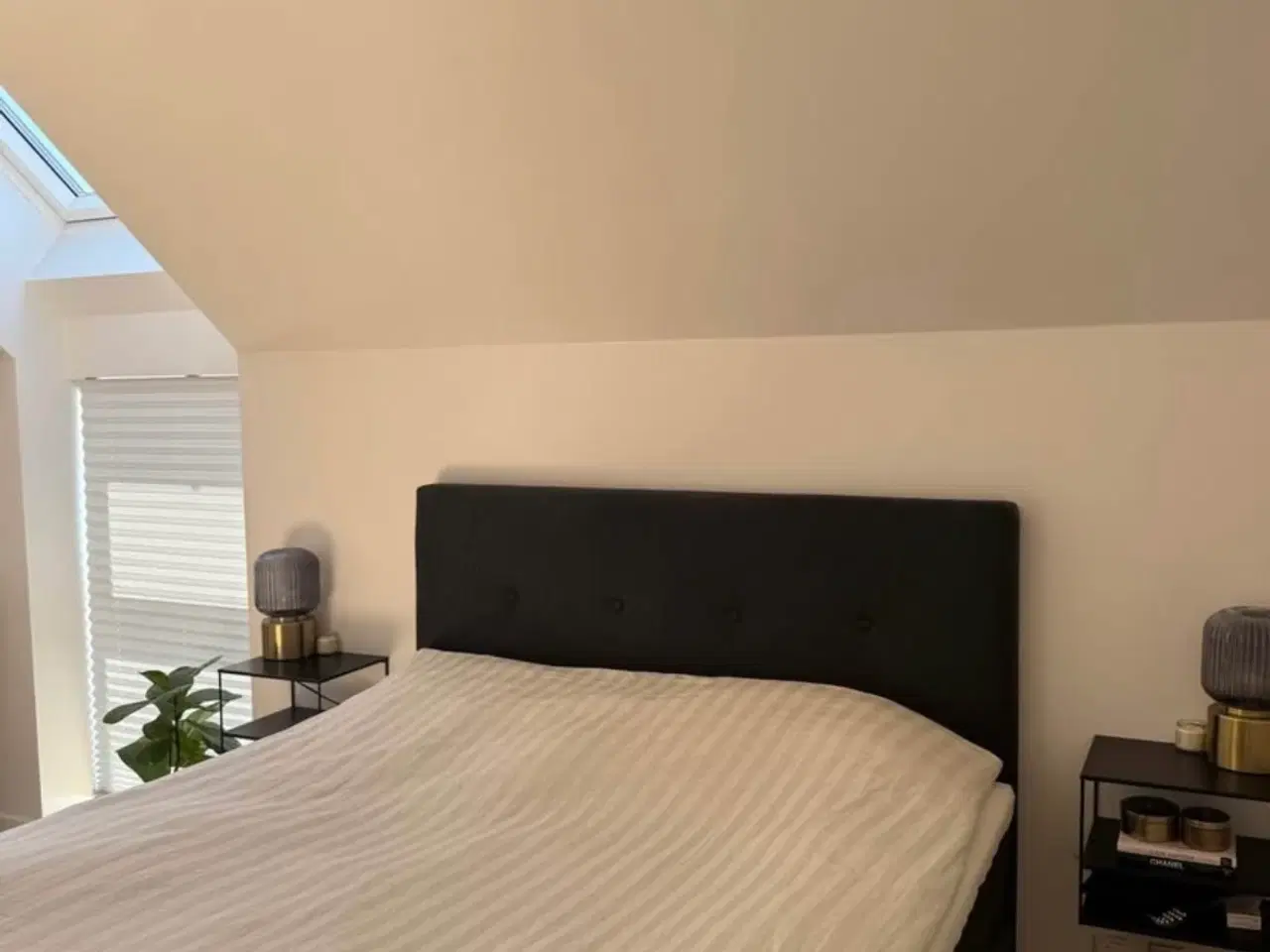 Billede 7 - Mørkegrå kontinentalseng 140x200