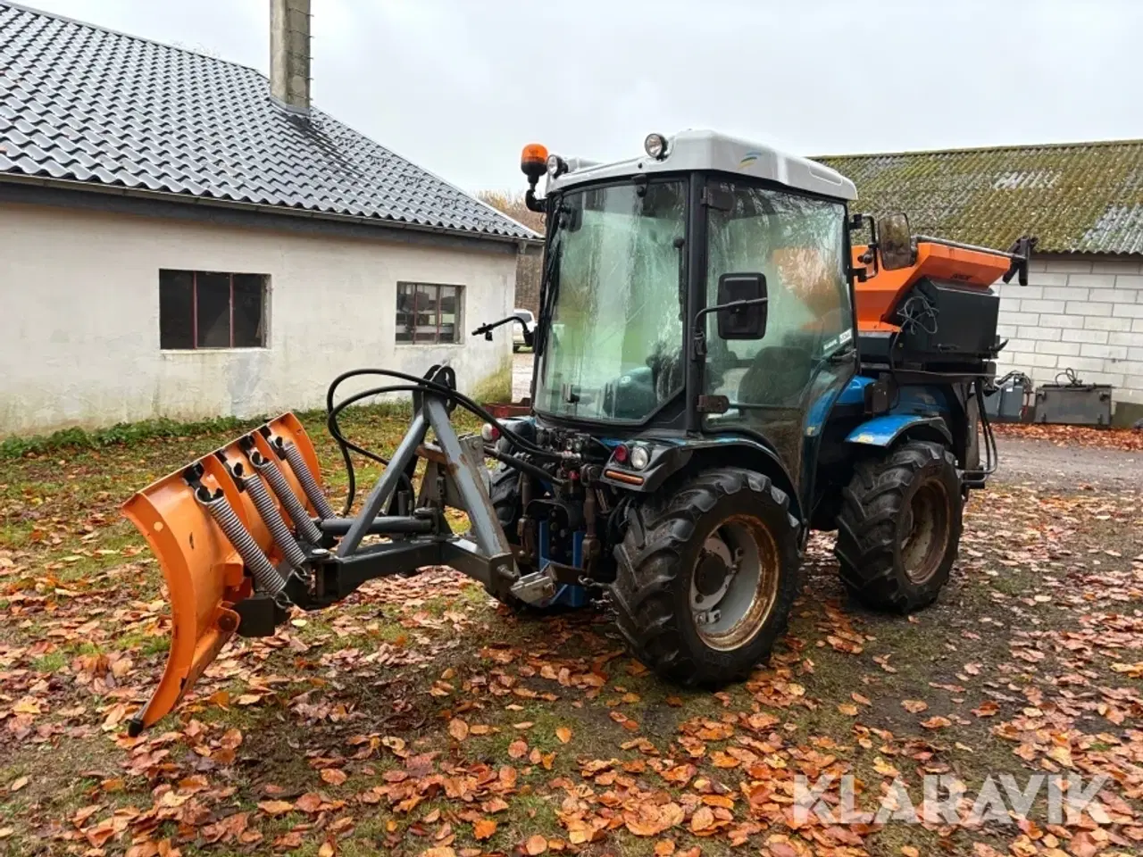 Billede 4 - Knækstyret kompakttraktor BCS 650 med sneplov og saltspreder