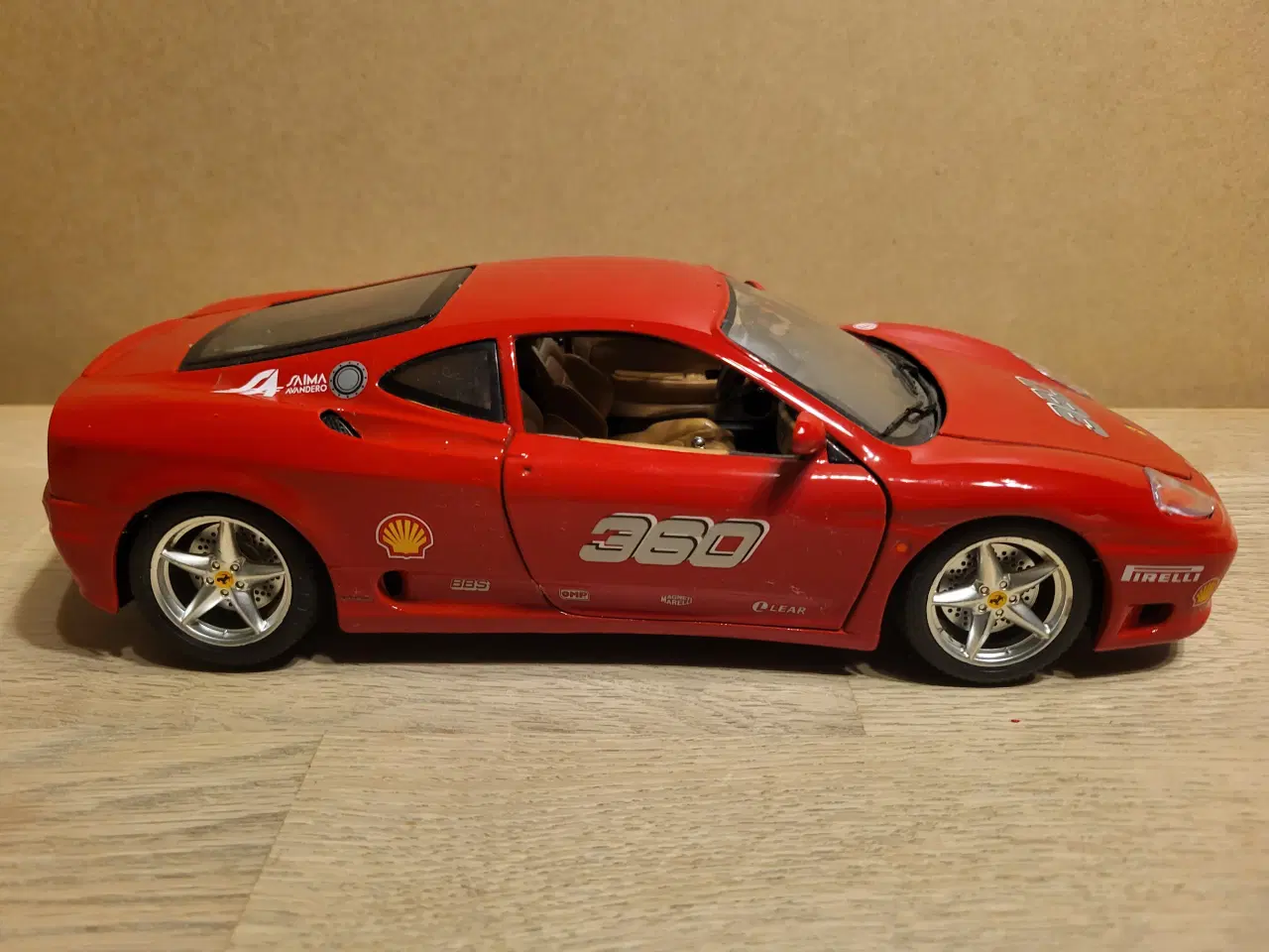 Billede 2 - Modelbil. FERRARI-360 MODENA 1999. Skala 1/18.