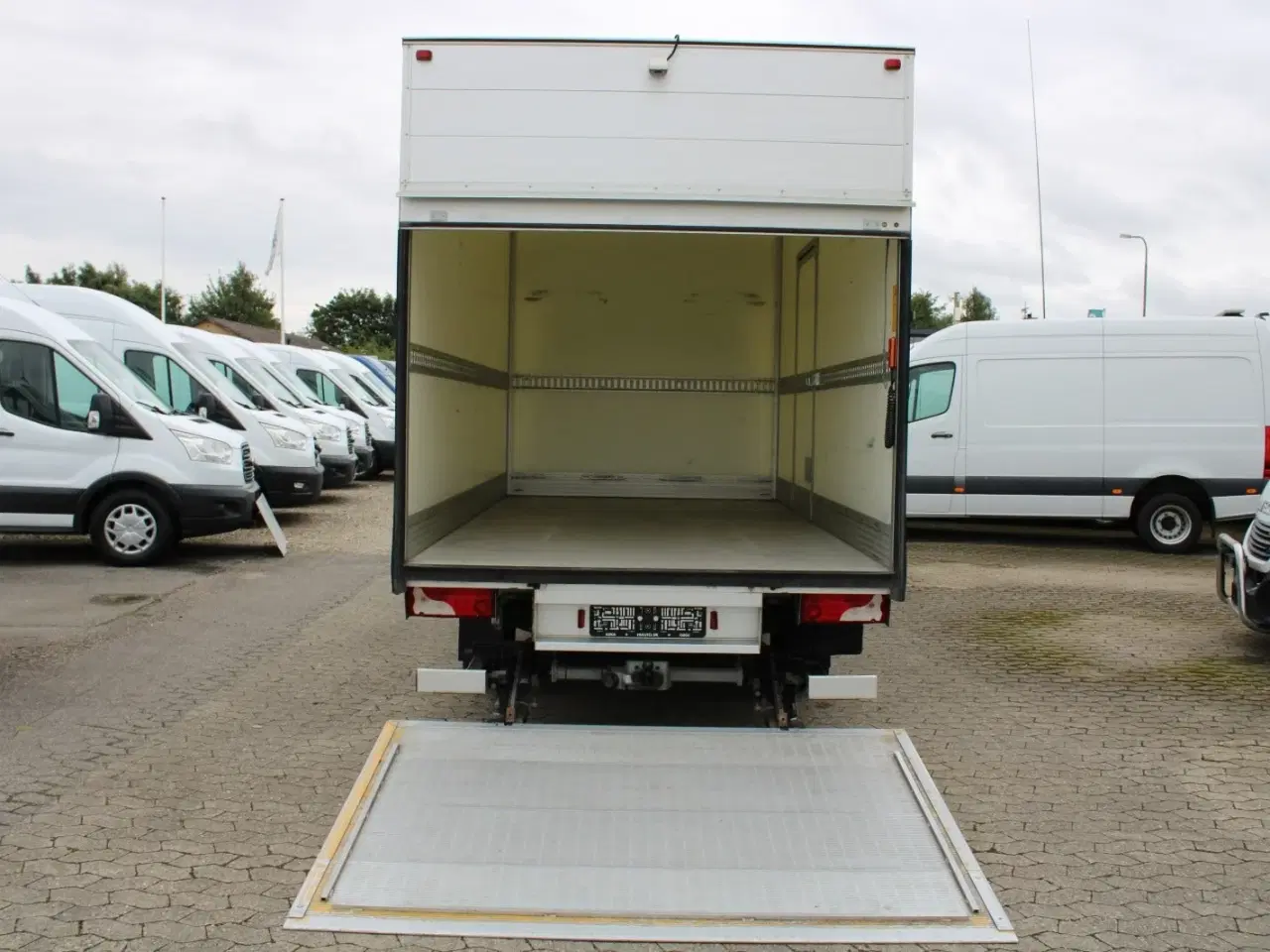 Billede 9 - Mercedes Sprinter 319 3,0 CDi Alukasse m/lift aut.