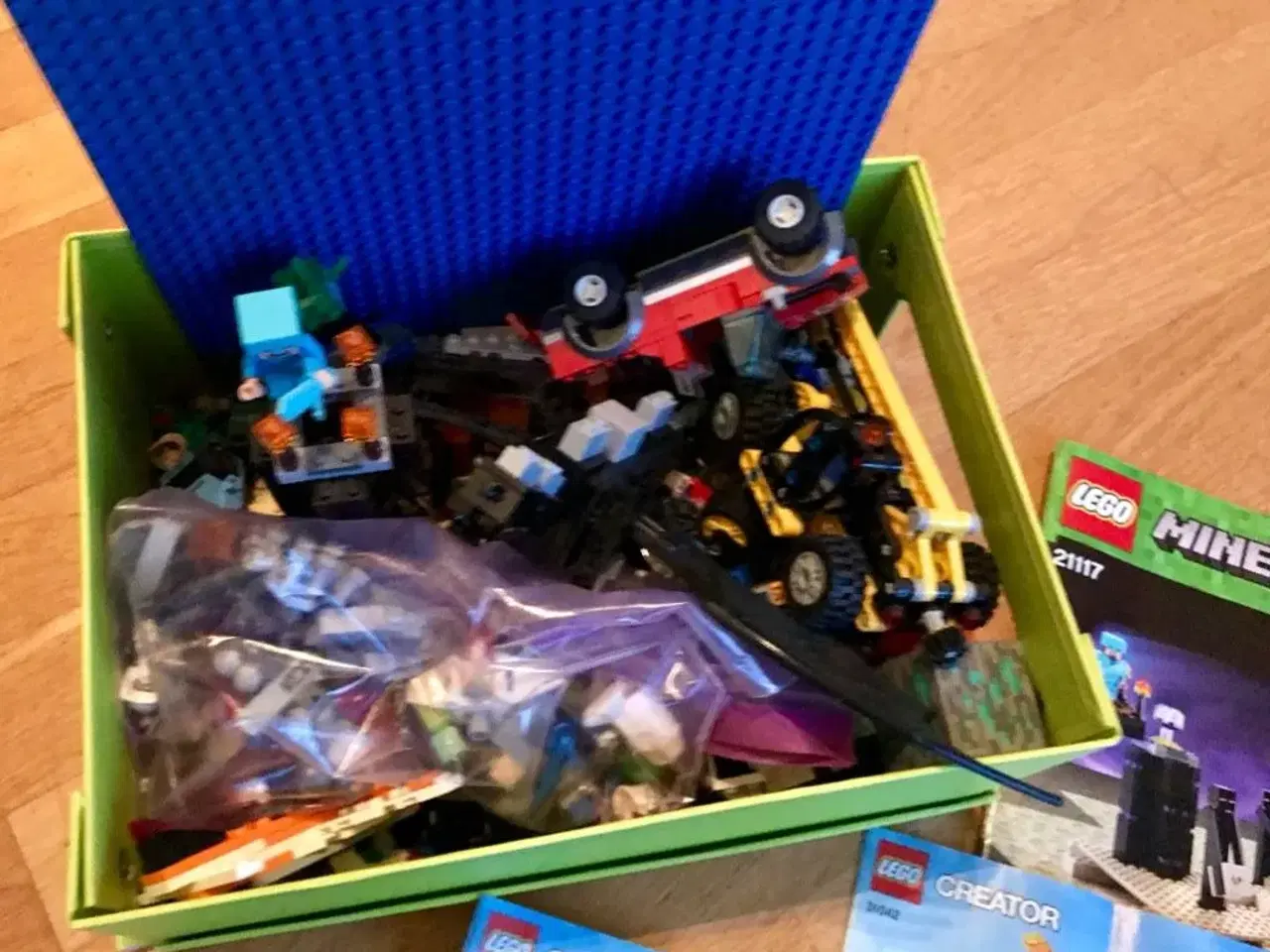 Billede 2 - Masser af Lego