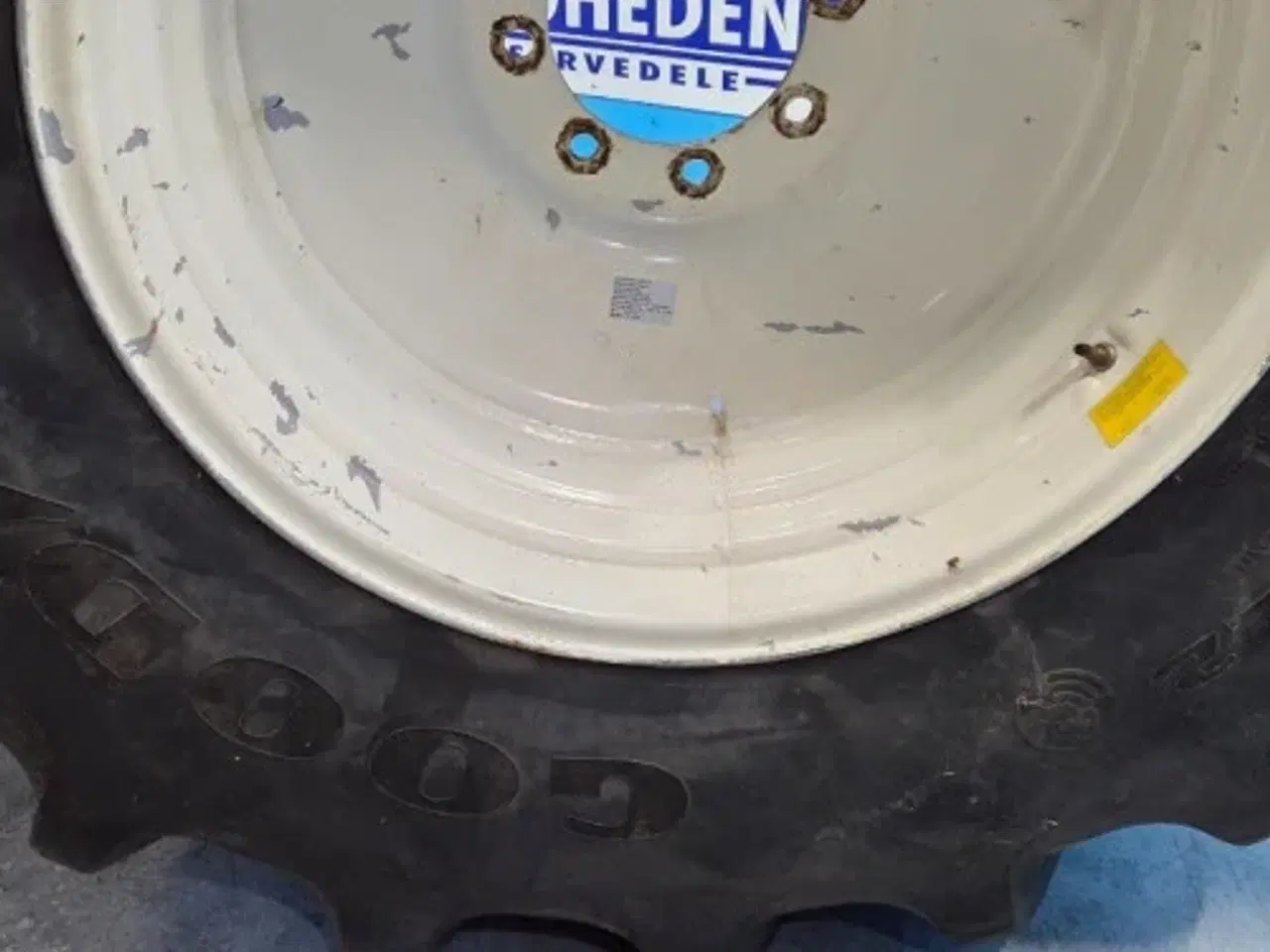 Billede 11 - 32"   650/70R32  SÆT