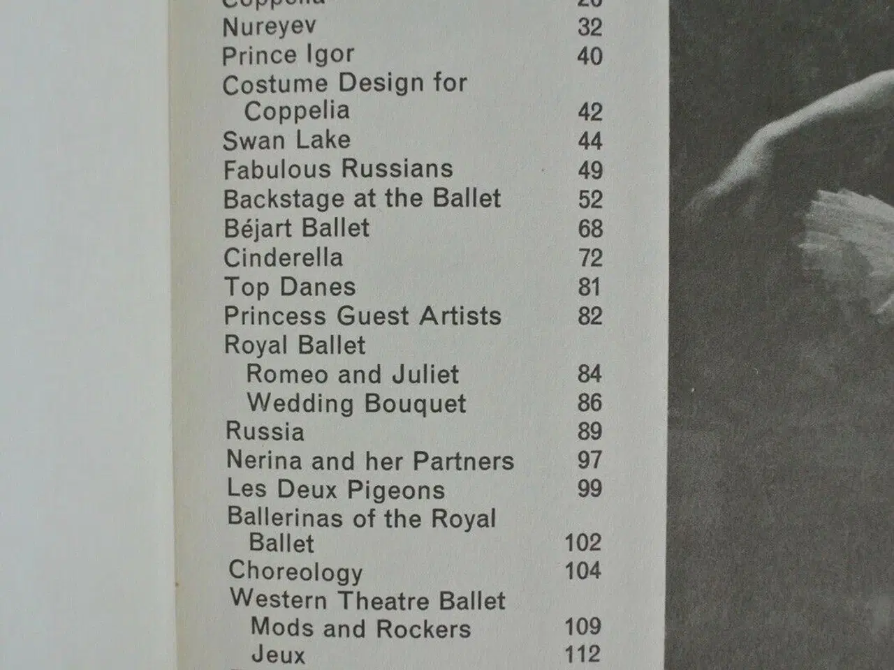 Billede 2 - princess ballet book 5, photo by mike davis, emne: