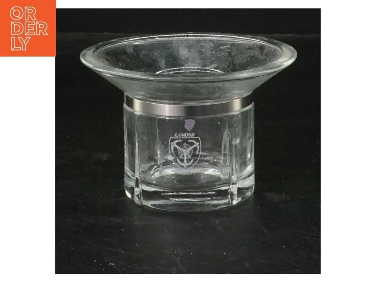 Billede 1 - Glaskaraffel med emblem fra Rosendahl (str. 7 cm)