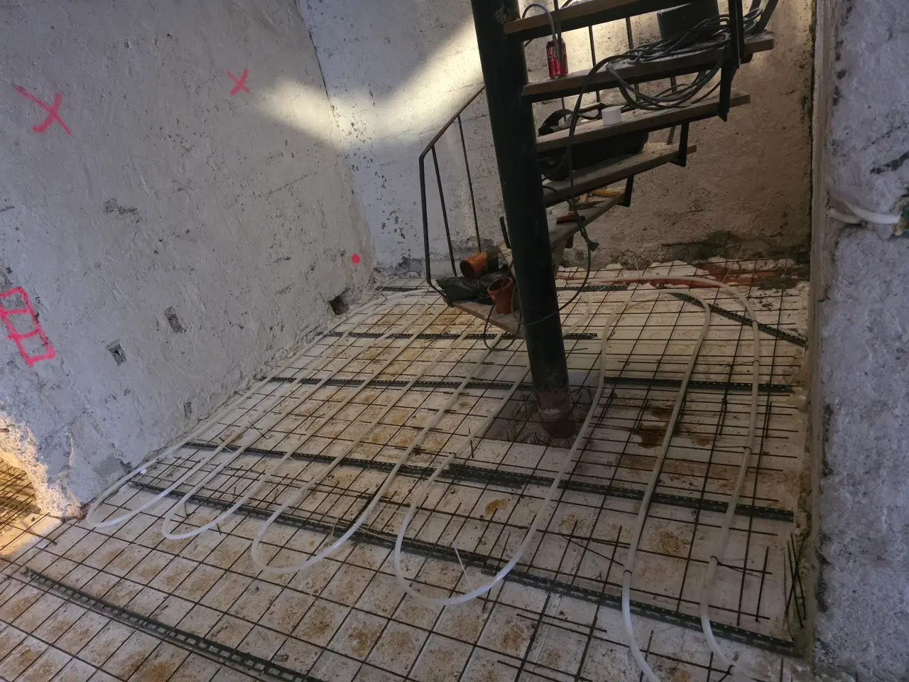 Billede 7 - Jeg udfører belægningsarbejde.