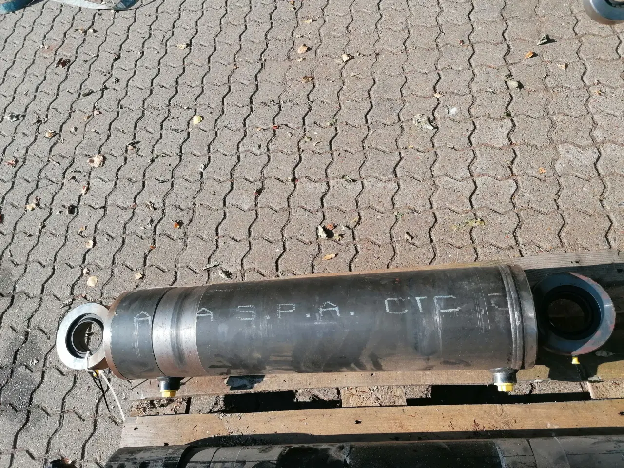 Billede 1 - Hydraulik cylinder