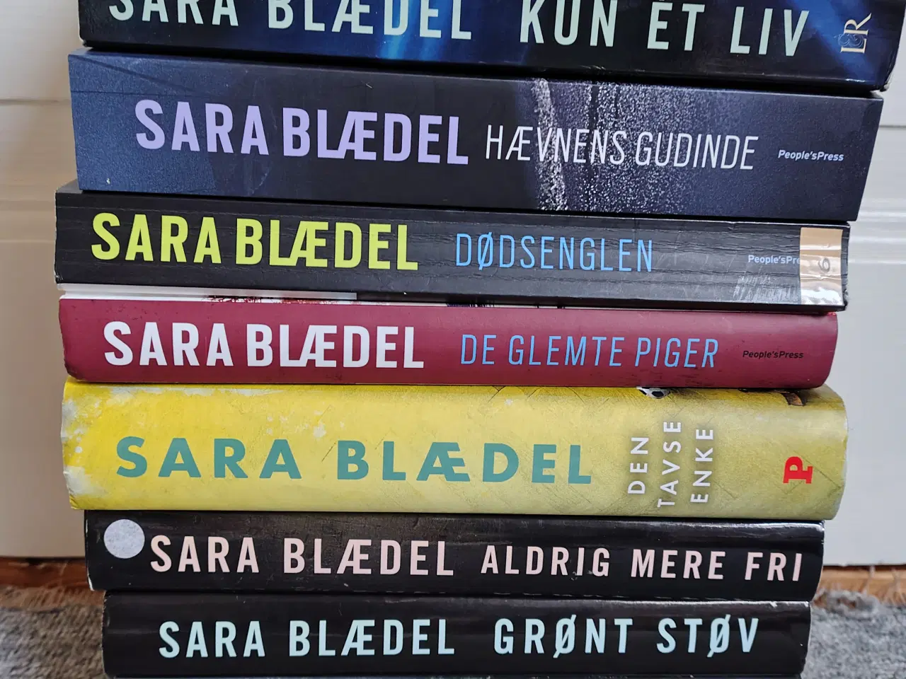 Billede 1 - Sara Blædel bøger