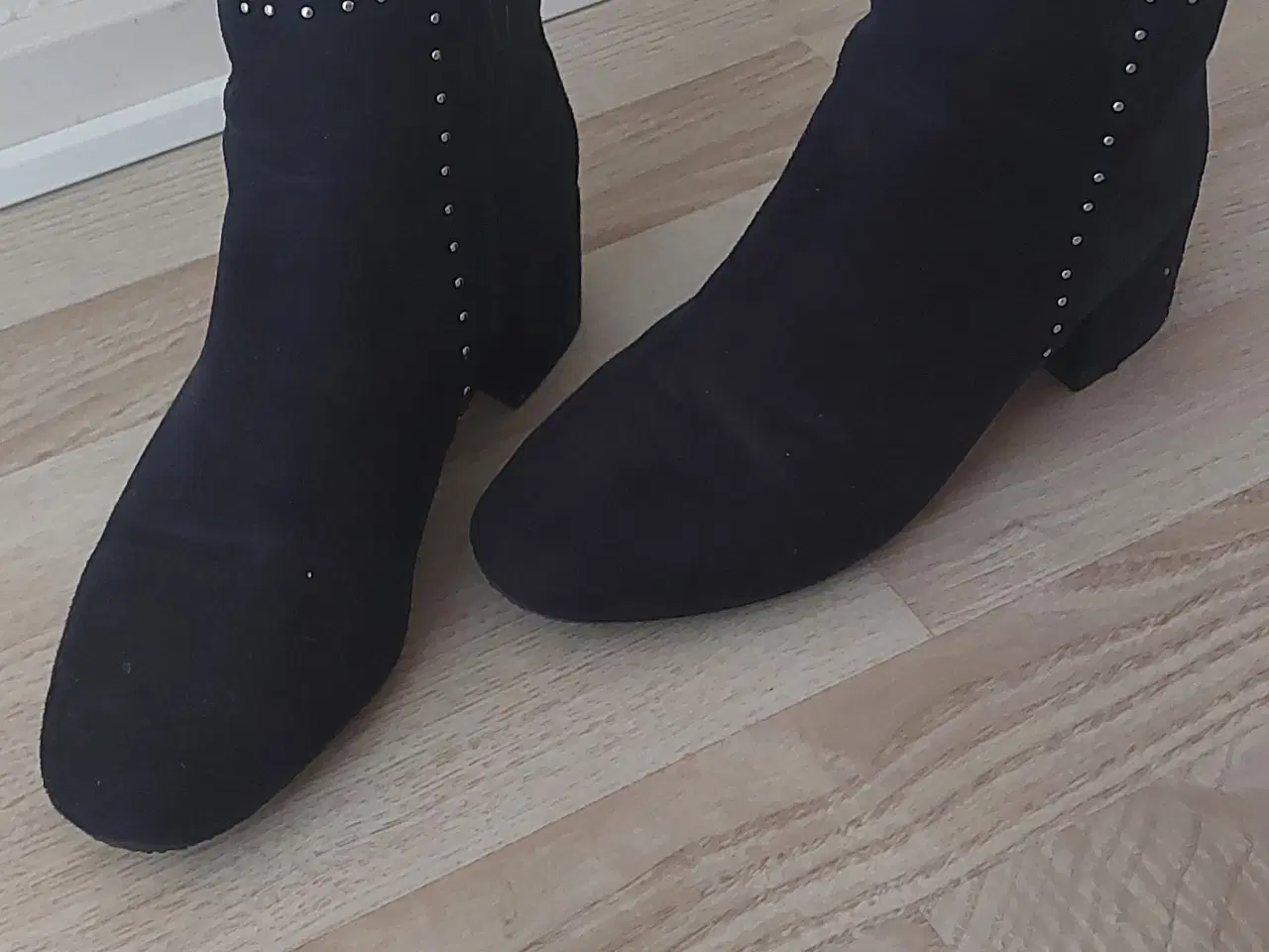 Billede 7 - 3 forskellige ankelstøvlert .