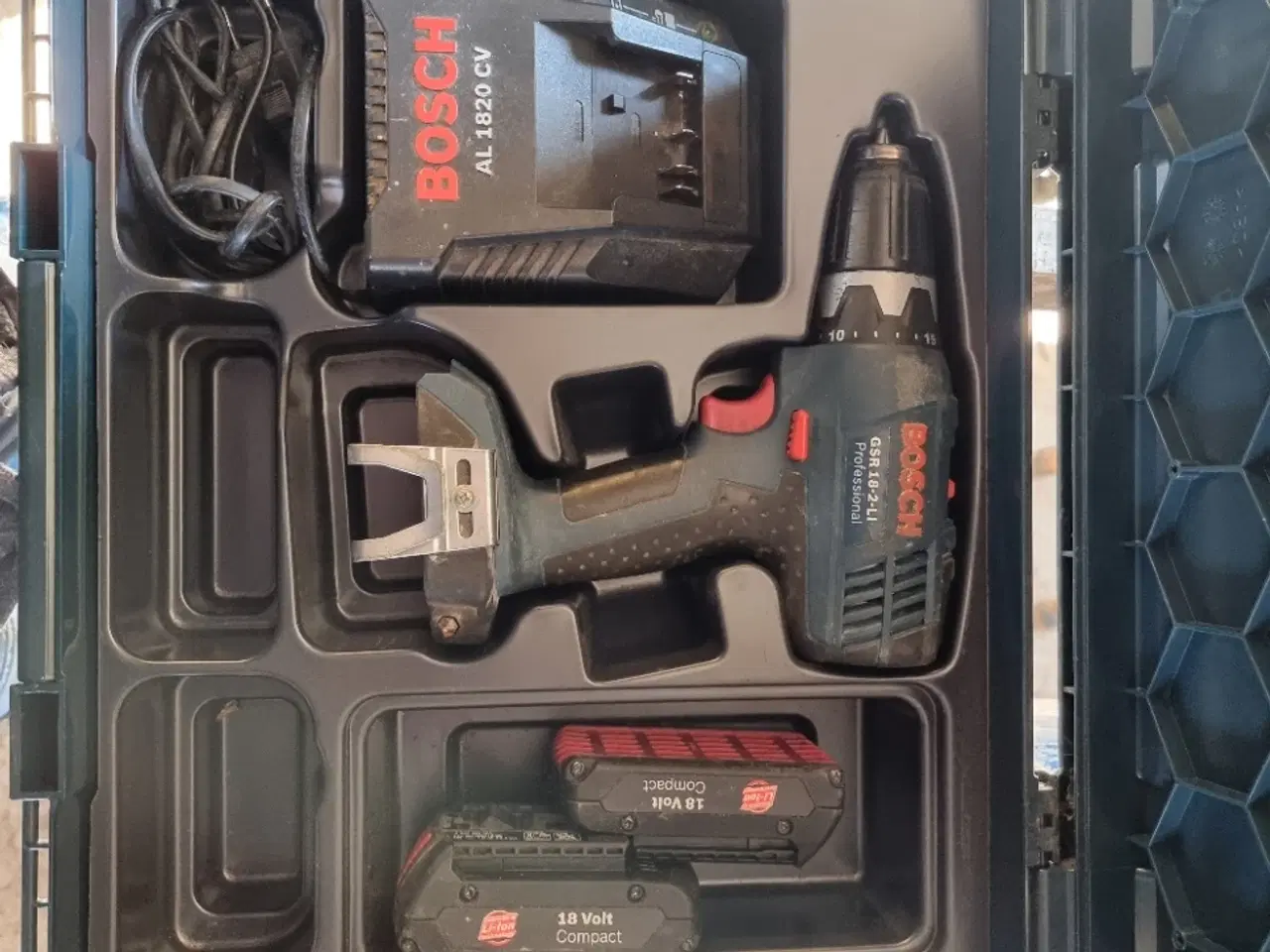 Billede 2 - Bosch professionel blå serie 18V bore/skruemaskine