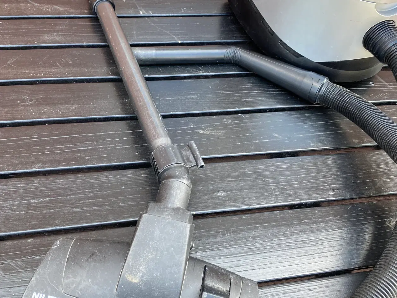 Billede 1 - Nilfisk støvsuger 1600w