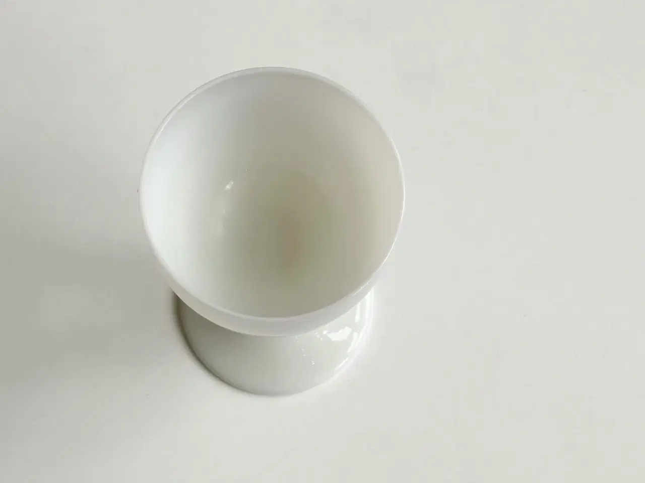 Billede 5 - Vinglas, hvid opalineglas